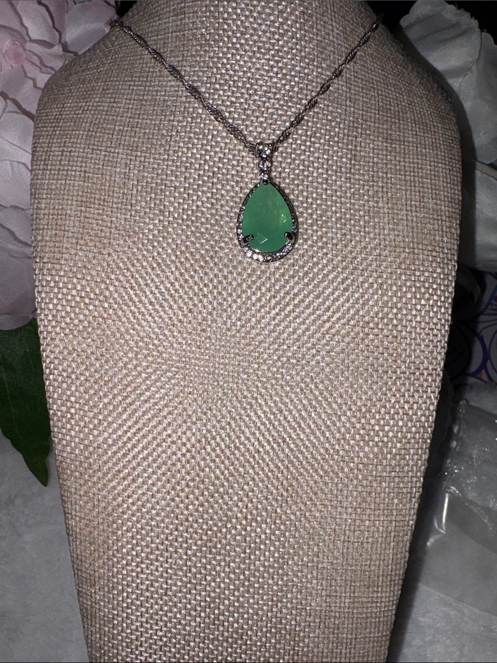 Elegant Green Calcedony Teardrop Pendant Necklace - Silver Plated chain.